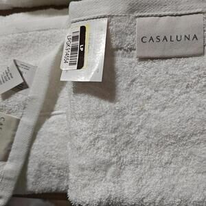 Casaluna 3 pk (2 Hand towels and 1 Washcloth) White